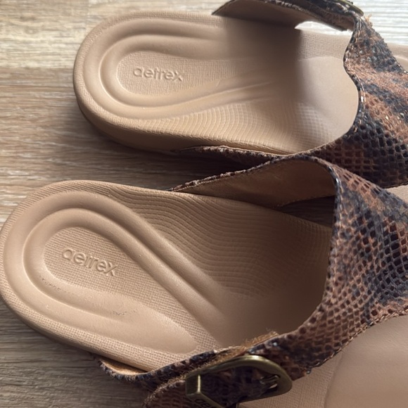 Aetrex Rita Sandals - Picture 5 of 9